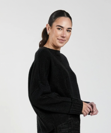 Beaucoup Oversized Sweater